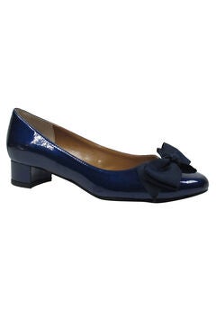 Cameo Pump by J. Renee®